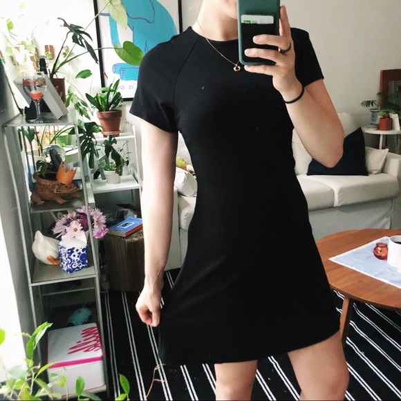 UNIQLO Short Sleeve Black Ponte Fit Flare Dress - Picture 1 of 7